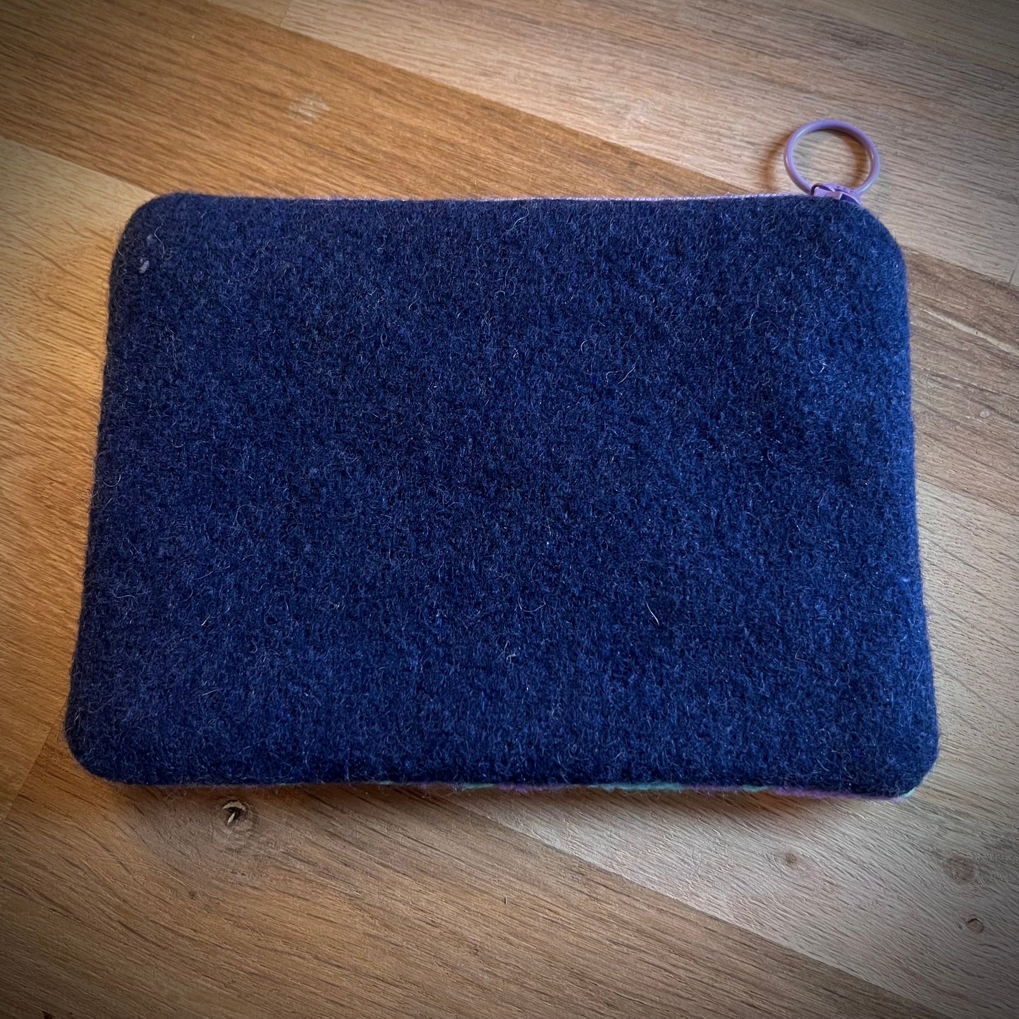 Handgjord unik börs, daisys i retrostil