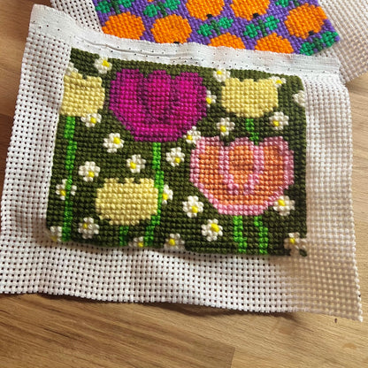 Broderikit med ullgarn ” blomsterlandet ” 15,5x12cm