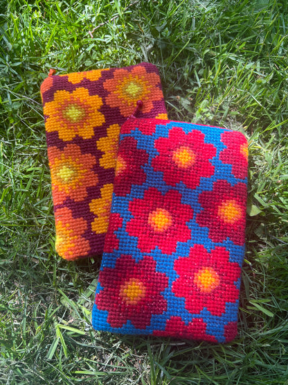 Mobil och glasögonfodral kit ”sommarblom” orange/körsbärsröd 12x20cm