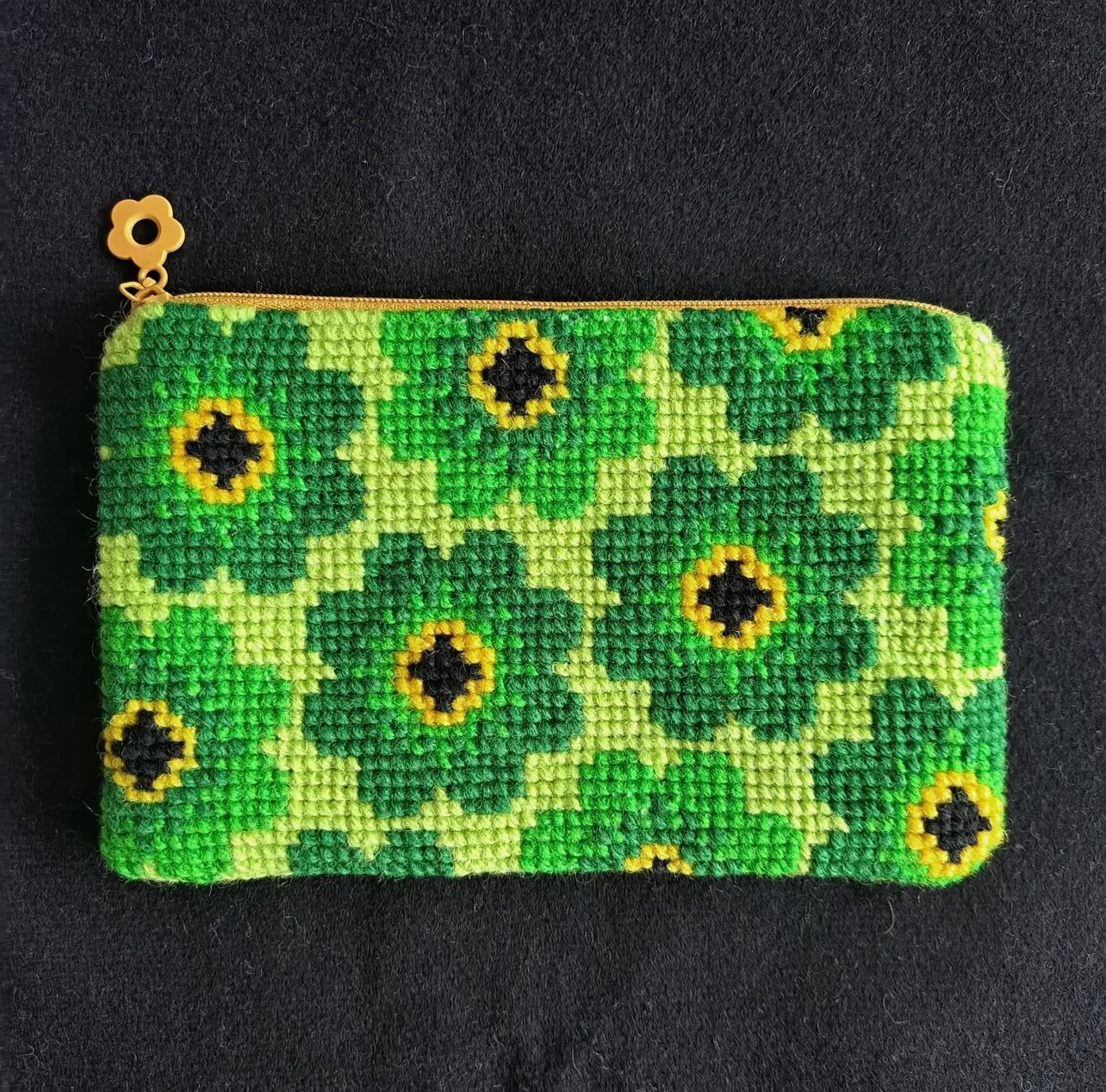 Handgjord unik börs, blommig grön/gul