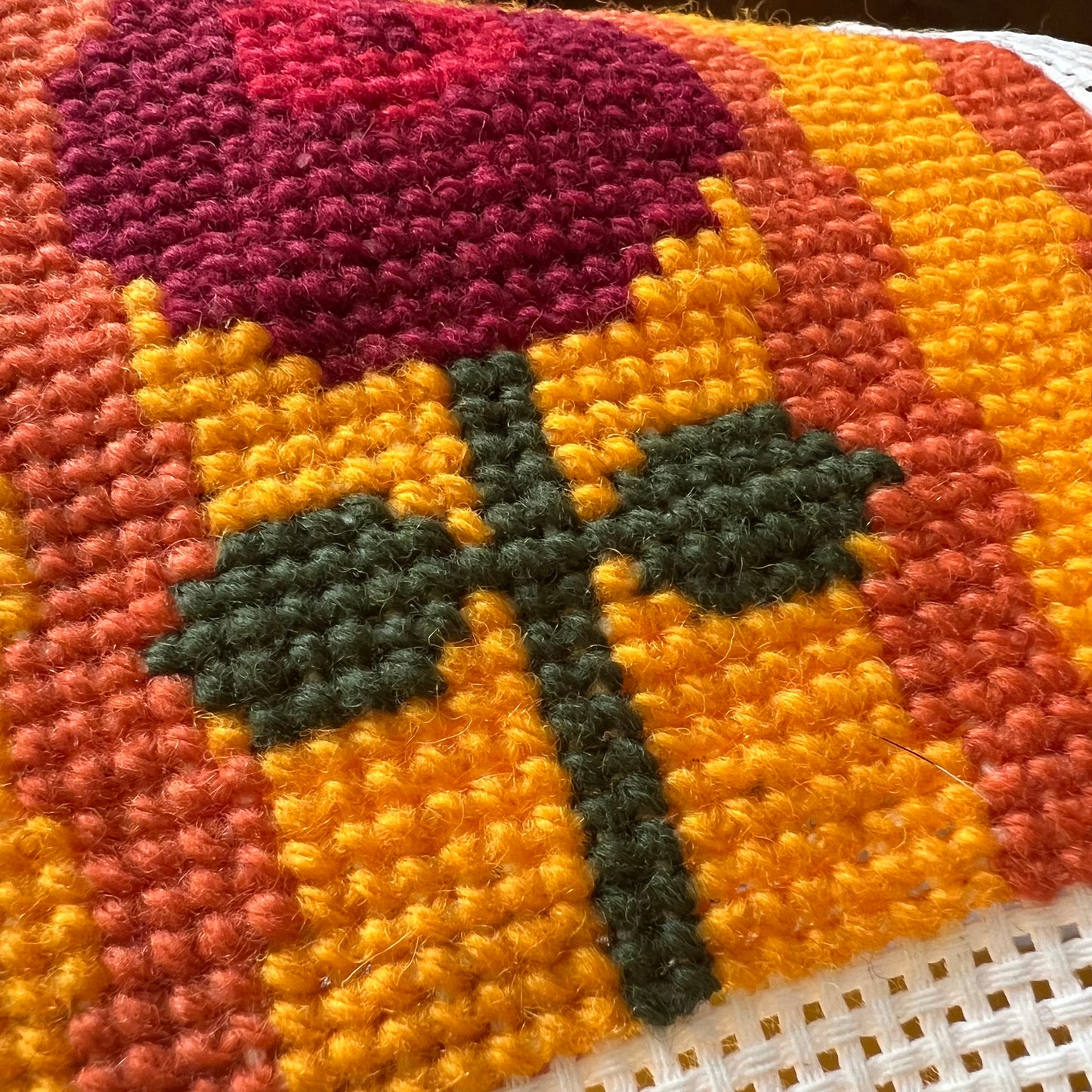 Broderikit ”det ensamma lilla lingonet” 11,5x13cm