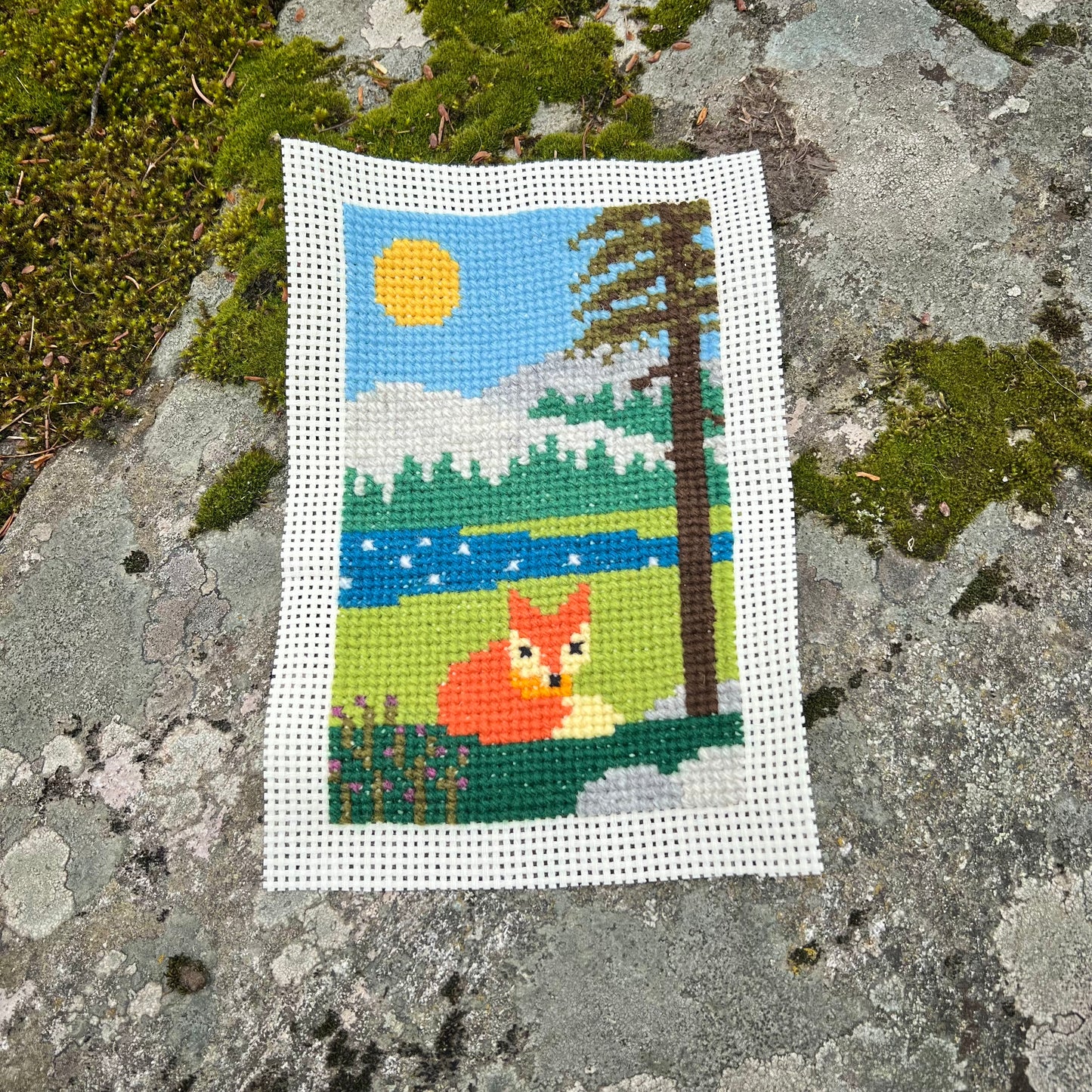 Mobil och glasögonfodral kit ”Vildmarken, där älven glittrar” ca 12x20cm