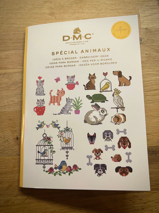 DMC-liten idébok med korsstygns djurmönster