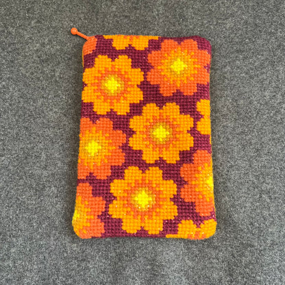 Mobil och glasögonfodral kit ”sommarblom” orange/körsbärsröd 12x20cm