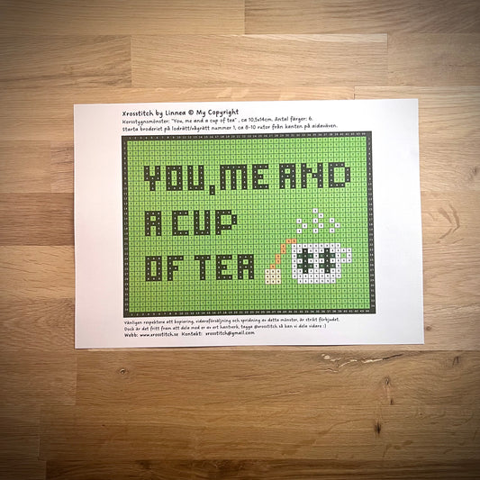 Mönster pdf ”you me, and a cup of tea” 10,5x14cm