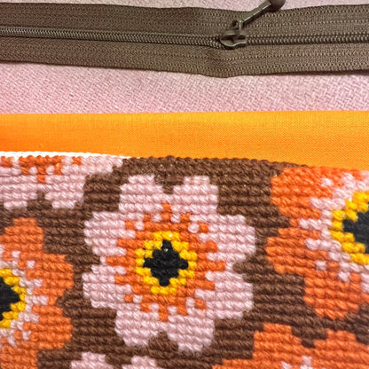 Mobil och glasögonfodral kit ”sommarblom” retrobrun/gammelrosa/orange 12x20cm