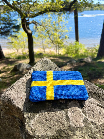 Handgjord unik börs, ”Sverige, gul & blå” 10x15cm