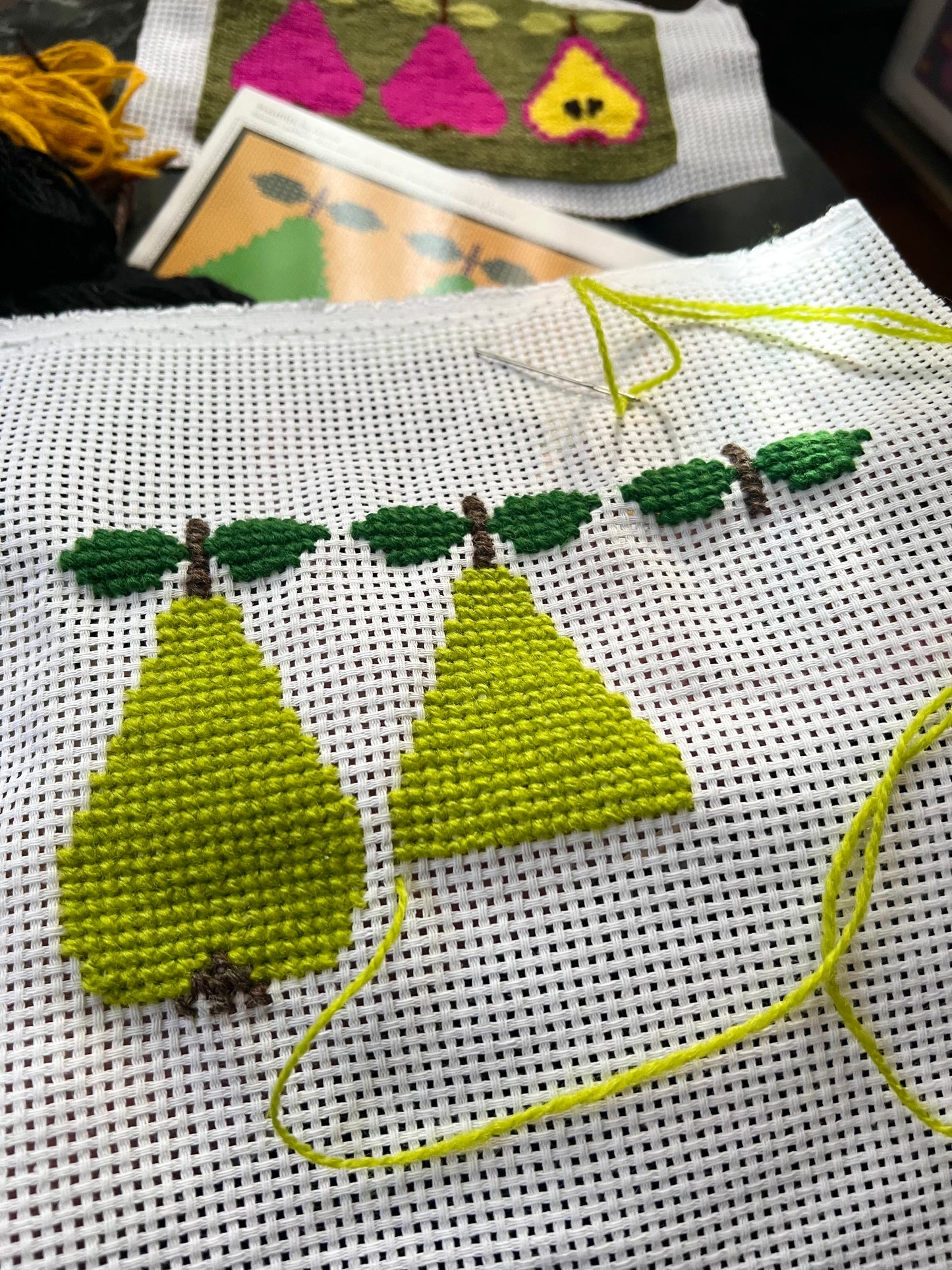 Broderikit Piron päron