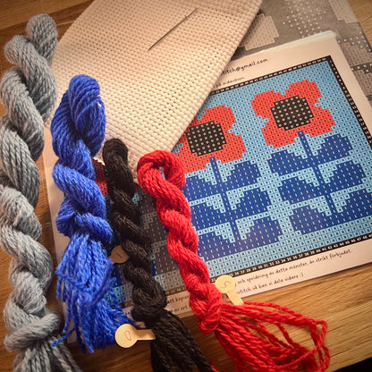 Broderikit med ullgarn ” 3 retroblommor ”