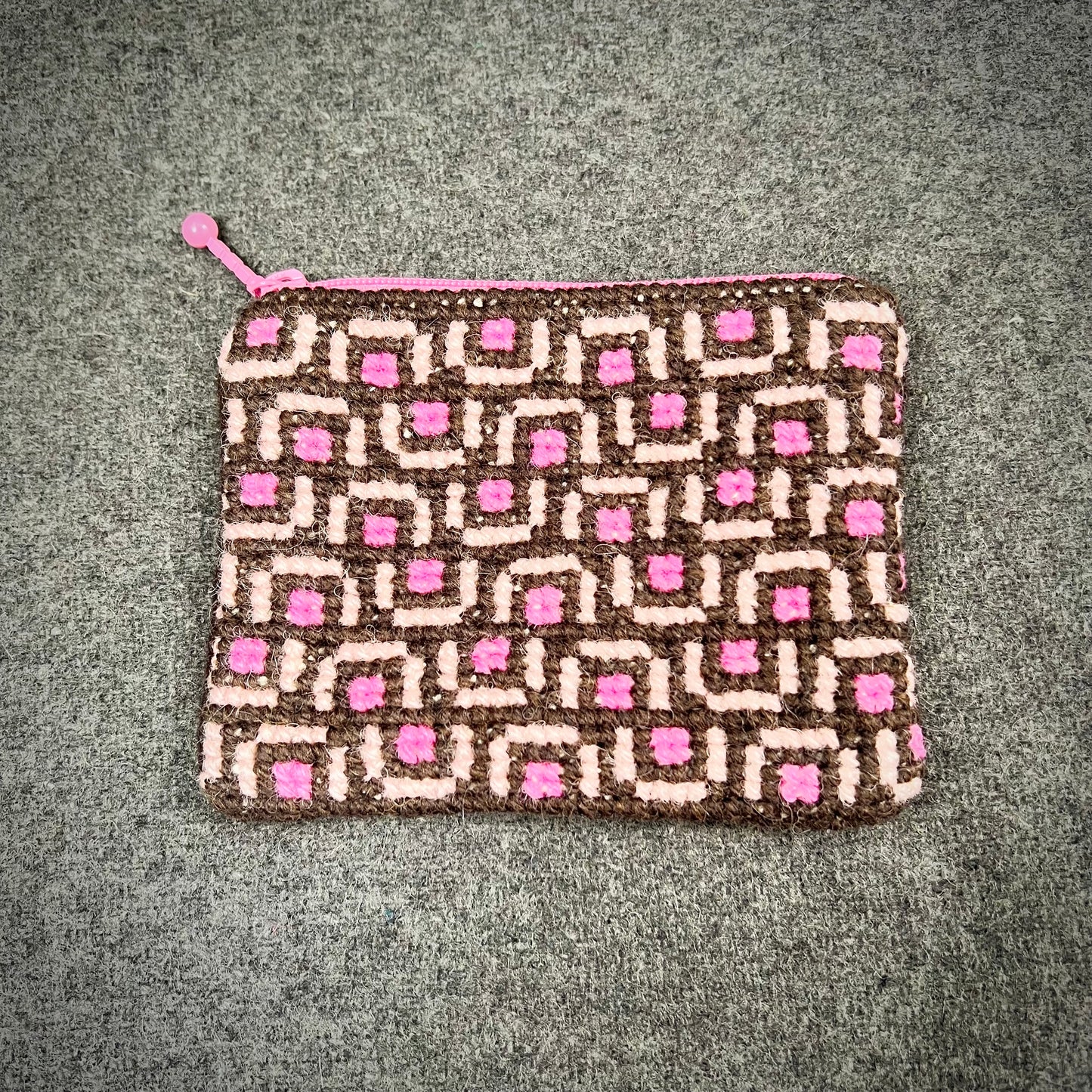 Broderi & sykit, liten börs ”tunnelsyn, fjärran” 10,5x13cm