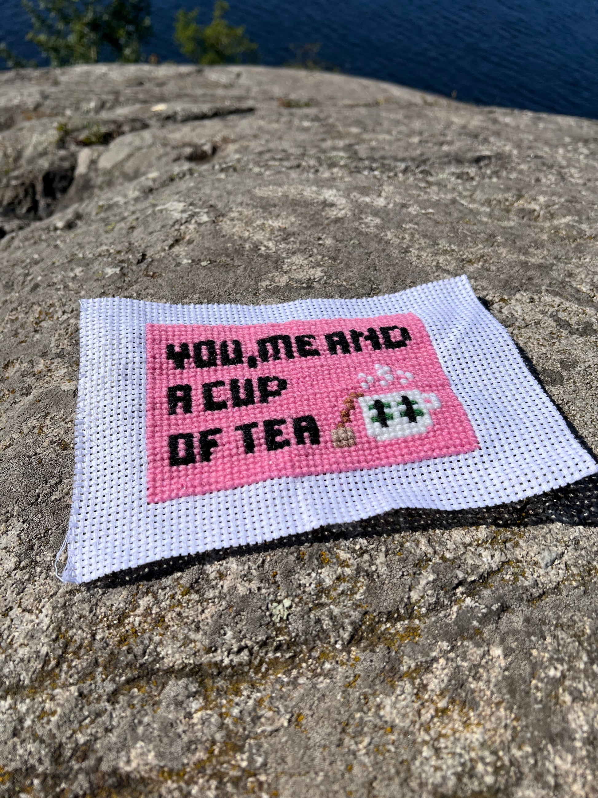 Broderikit ”you me, and a cup of tea”