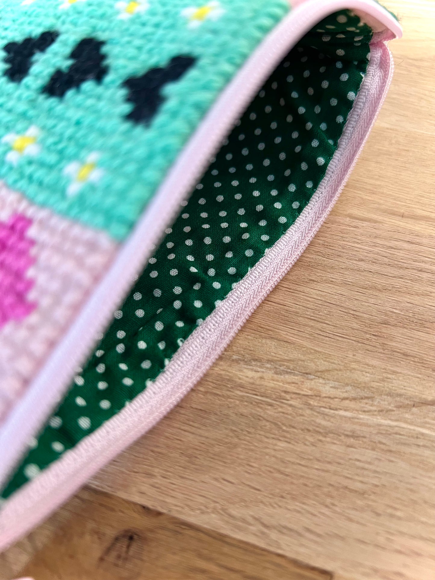 Handgjord unik börs, ”alla hjärtans dag” rosa/grön/gul 18,5x12cm