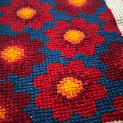 Broderikit med ullgarn ”sommarblom”