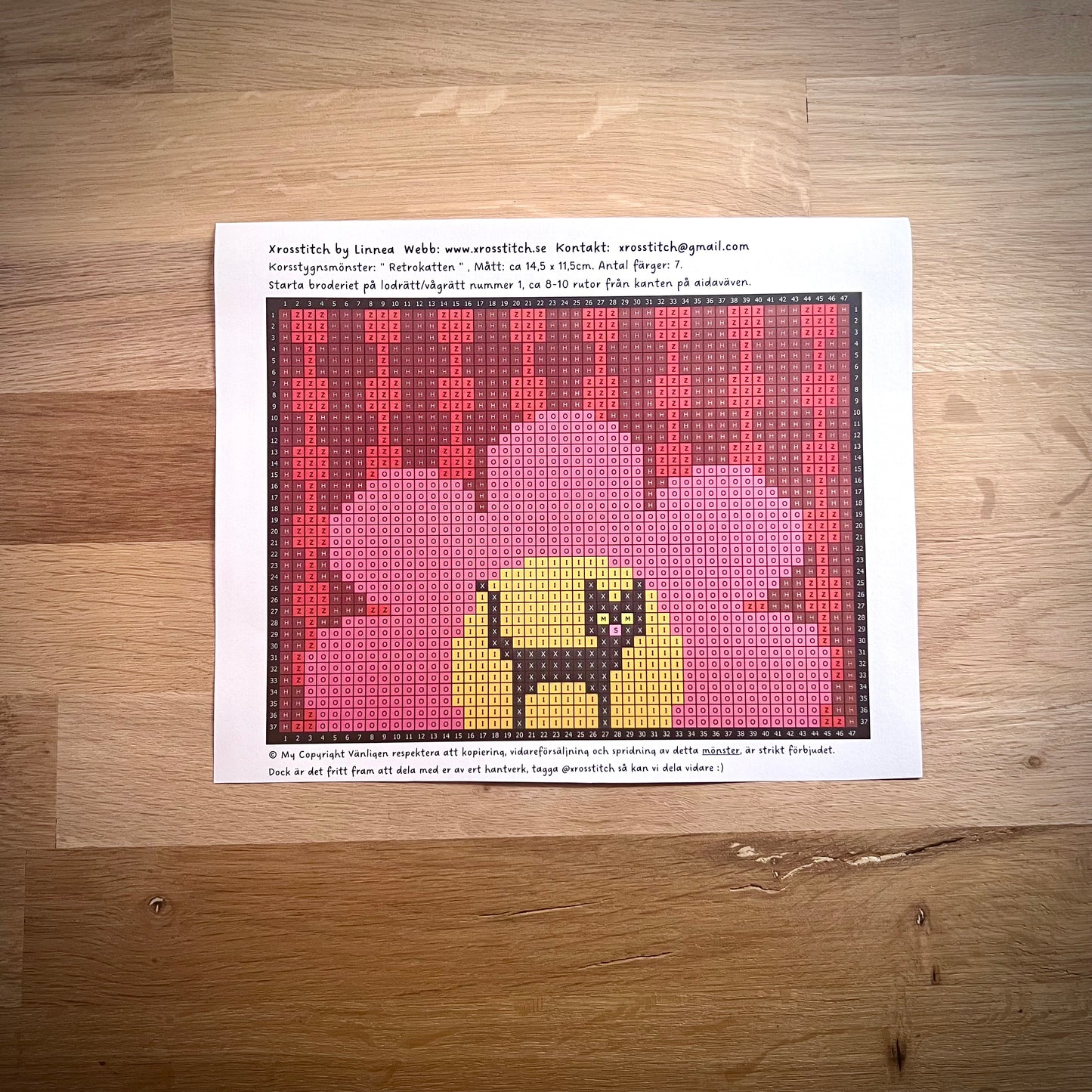 Mönster - ”retrokatten” 11,5x14,5 cm