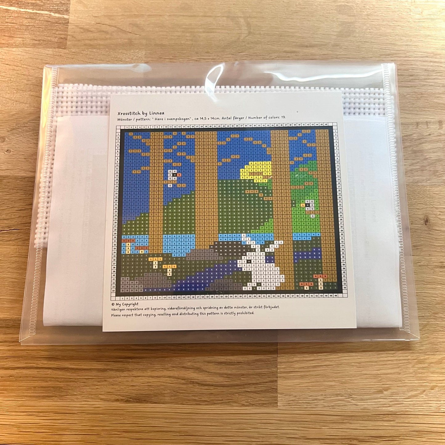 Broderikit med ullgarn ” hare i svampskogen ”