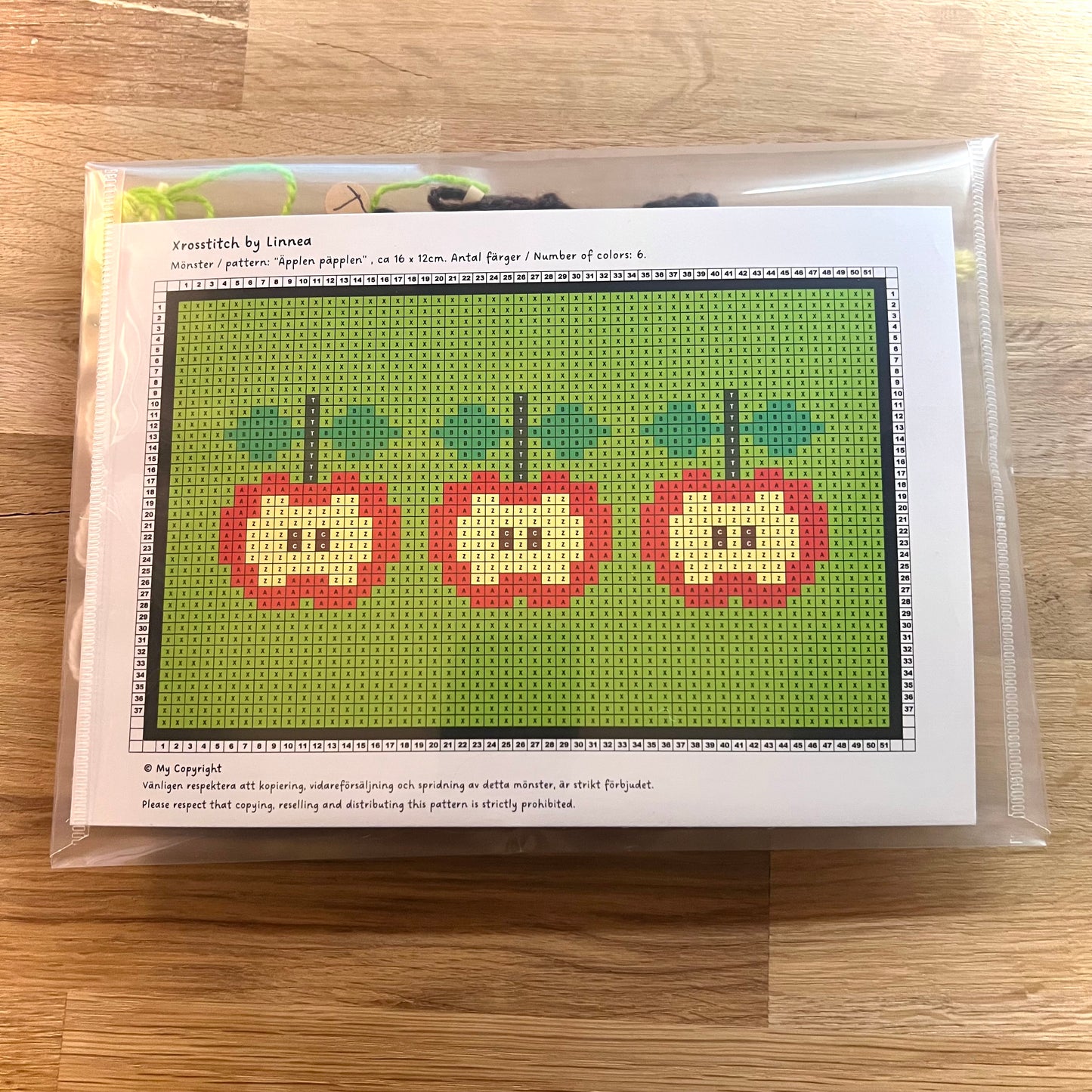 Broderikit med ullgarn äpplen päpplen 