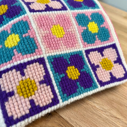 Handgjord unik börs, ”rutor i blom” lila/rosa/turkos 20,5x16cm