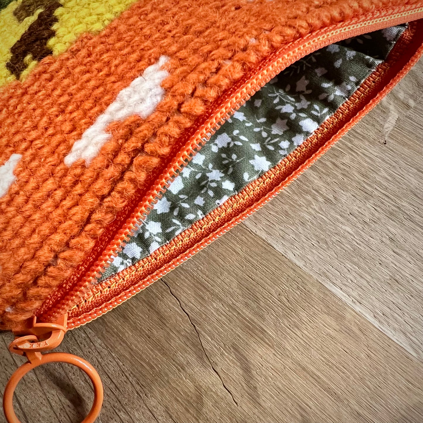 Handgjord unik börs, älg i skymningen, orange 14x10,5cm