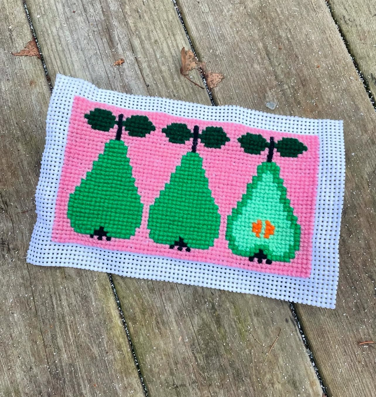 Broderikit med ullgarn piron päron