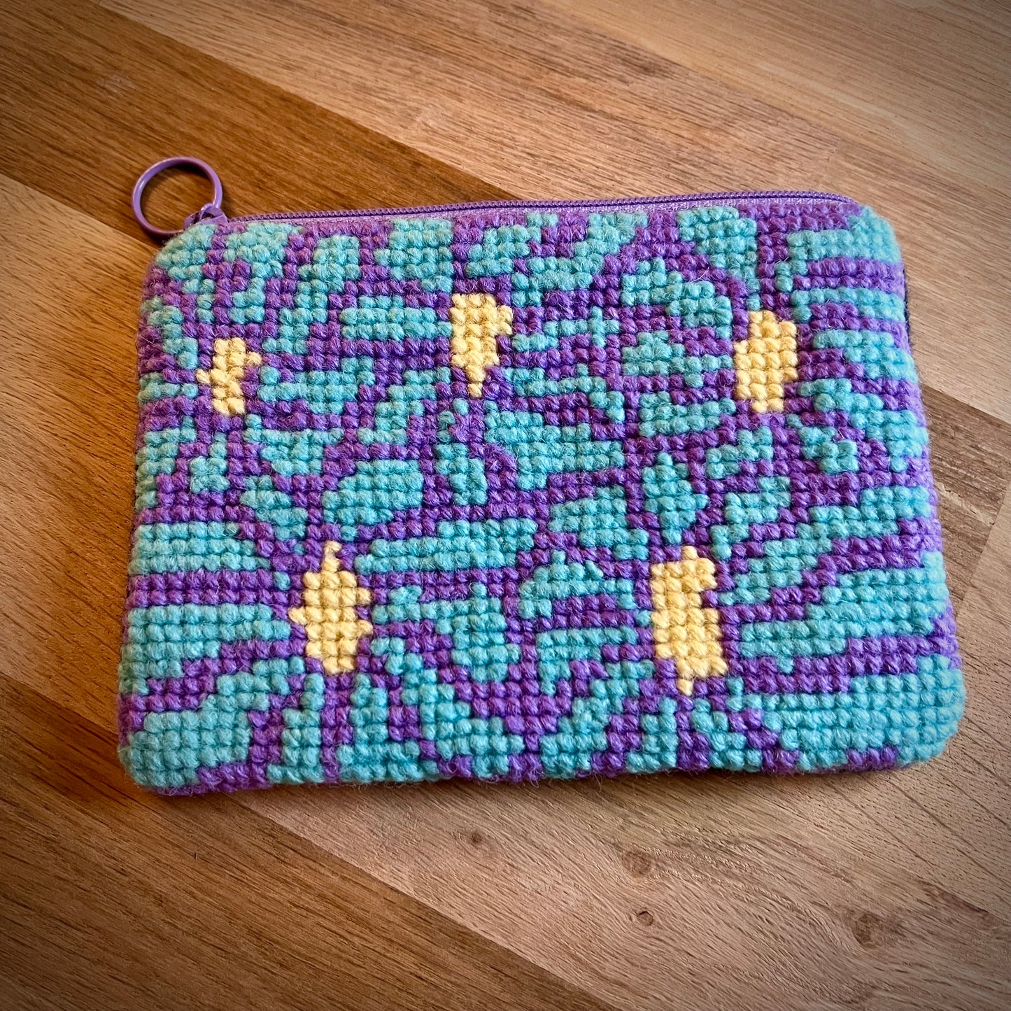 Handgjord unik börs, daisys i retrostil