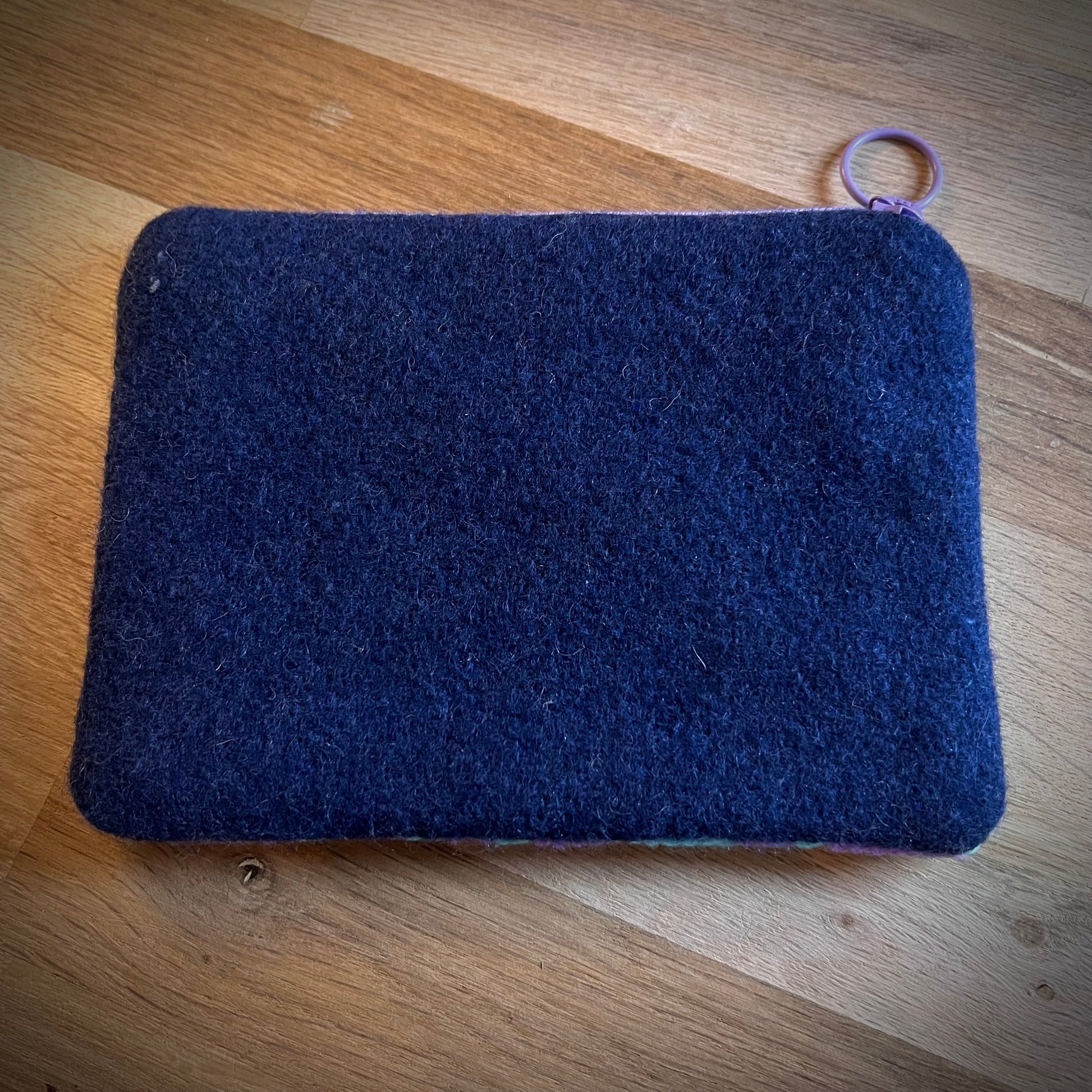 Handgjord unik börs, daisys i retrostil