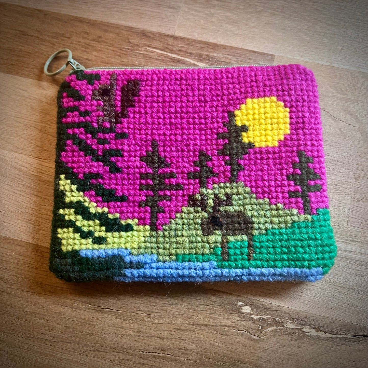 Handgjord unik börs, älg i skymningen rosa