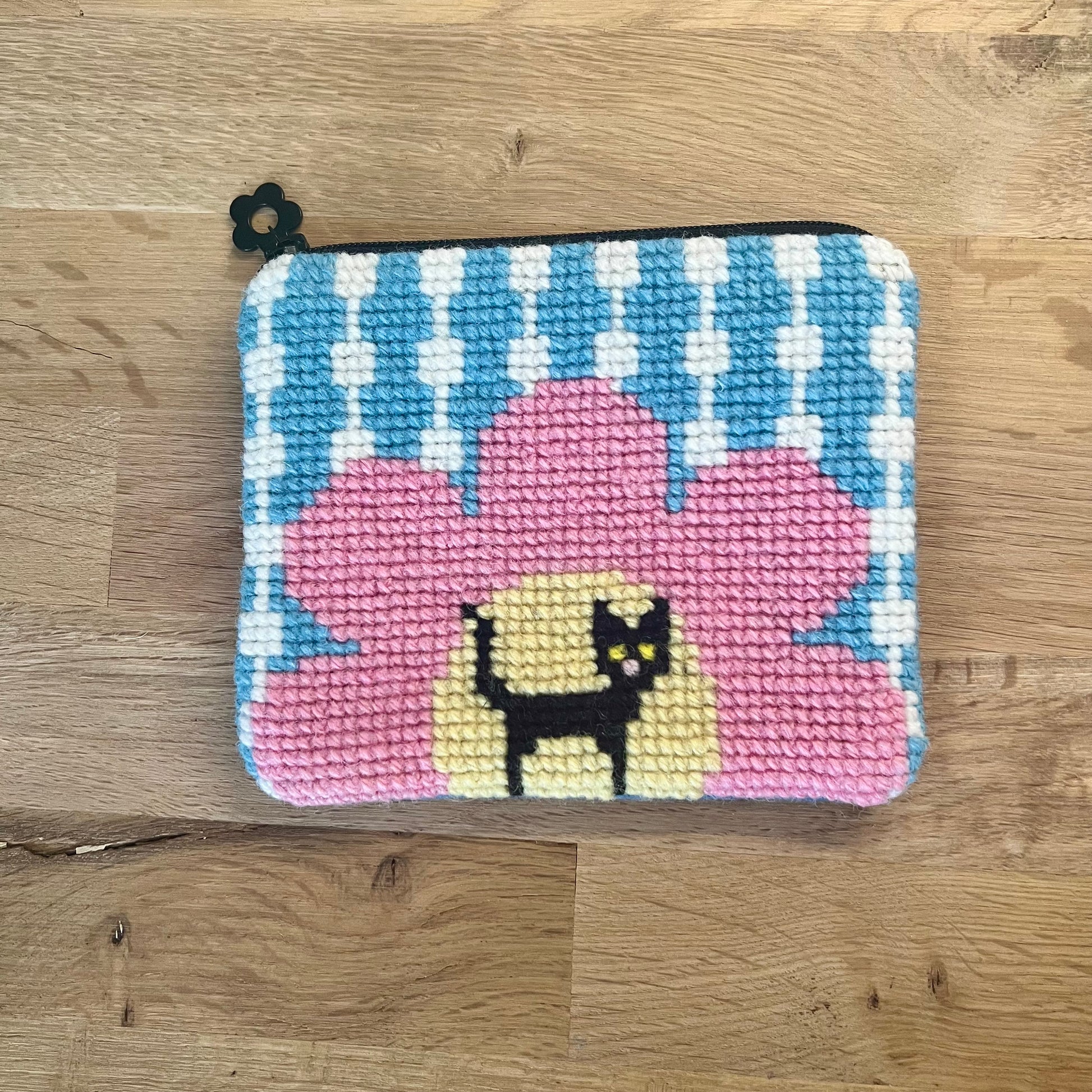 Handgjord unik börs, ”retrokatten” rosa/ljusblå