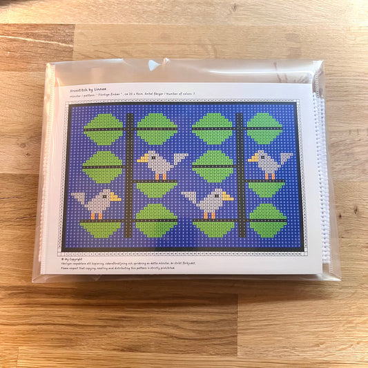 Broderikit med ullgarn flörtiga finkar