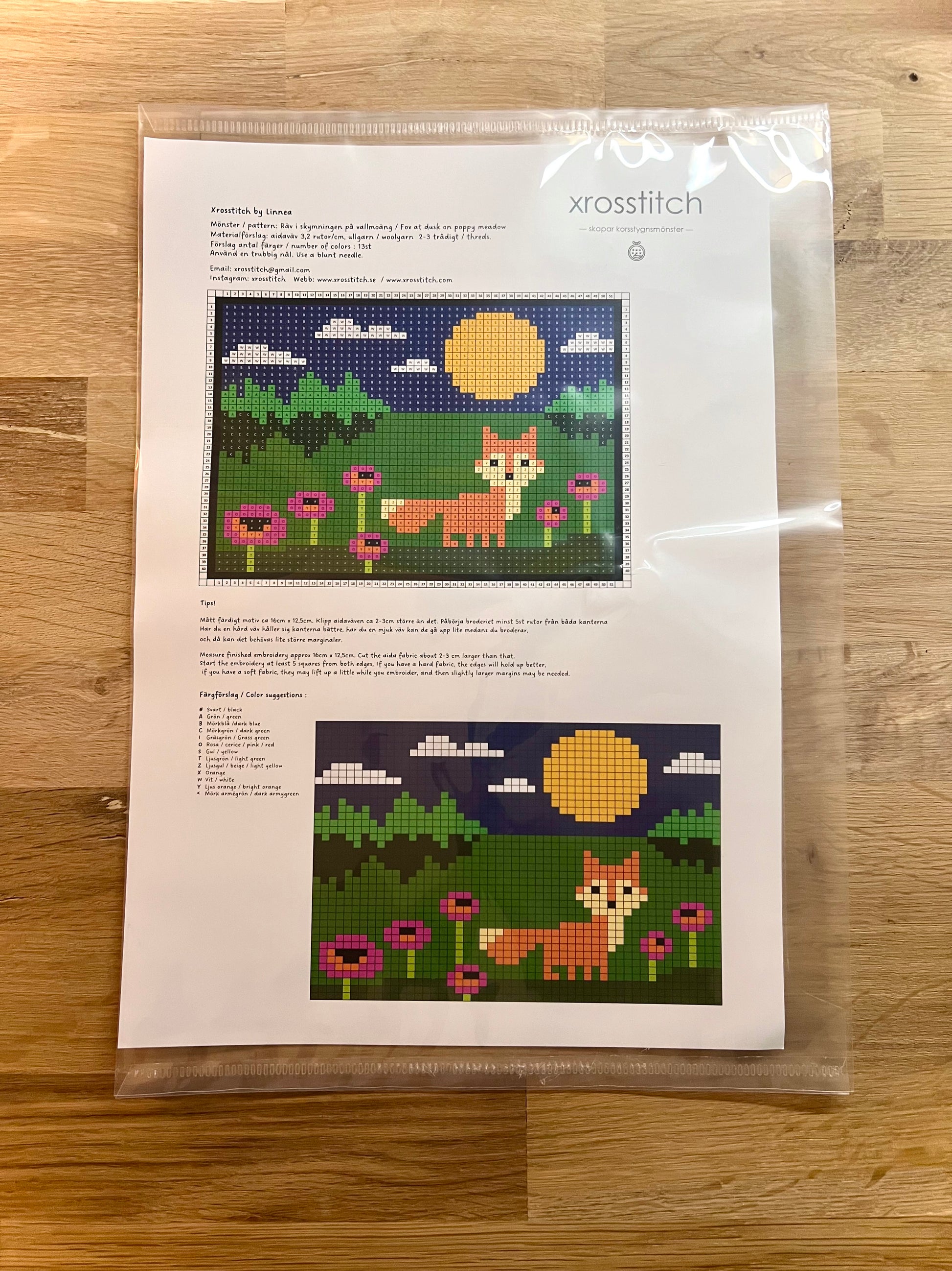 Broderikit med ullgarn räv på vallmofält